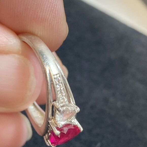 Lab Created Ruby And White Sapphire 3 Heart Sterling silver Ring Sz 7 - Picture 3 of 6